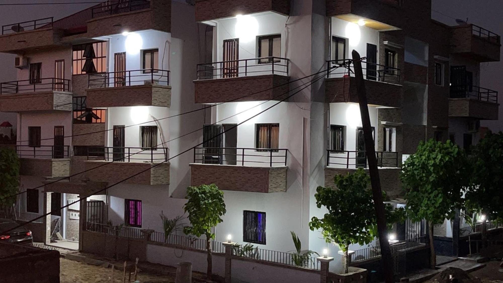 Hotel Residence Aicha Tambacounda Экстерьер фото